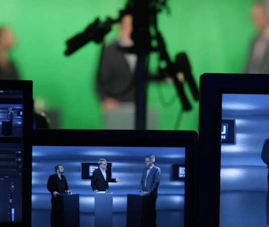 Green-screen-live-streaming-production-at-Mediehuset-København