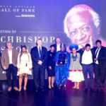 The biggest award of the night has been awarded by Johnny Burger of the Samsung Hall of Fame as he inducts Archbishop Emeritus Desmond Tutu into the South African Hal