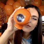 The-show-will-be-hosted-by-Victoria-Justice-(Victorious)